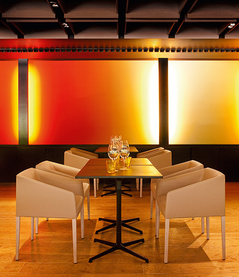 华体会体育官方在线官网 - 桌几|餐桌|办公家具|华体会体育官方在线官网家具|Ginger 茶几/咖啡桌/餐台/高脚台